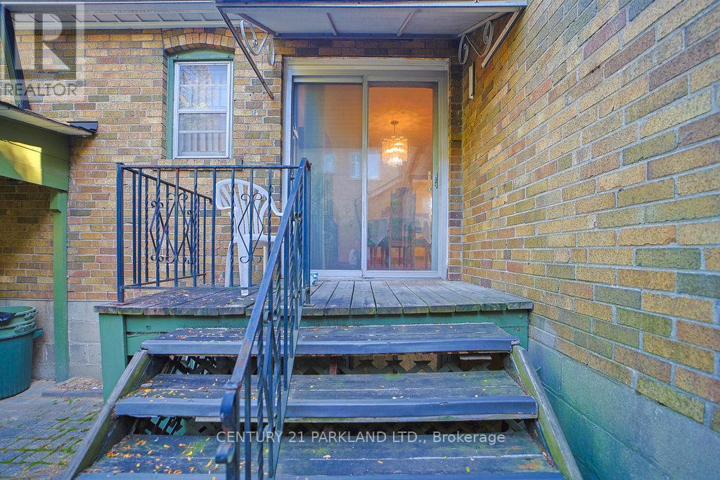 22 Parkview Hill Crescent, Toronto, Ontario  M4B 1P7 - Photo 35 - E12464562