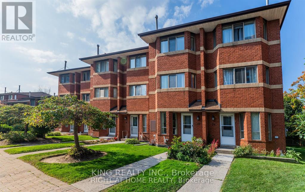 19 - 2472 EGLINTON AVENUE E, Toronto, Ontario