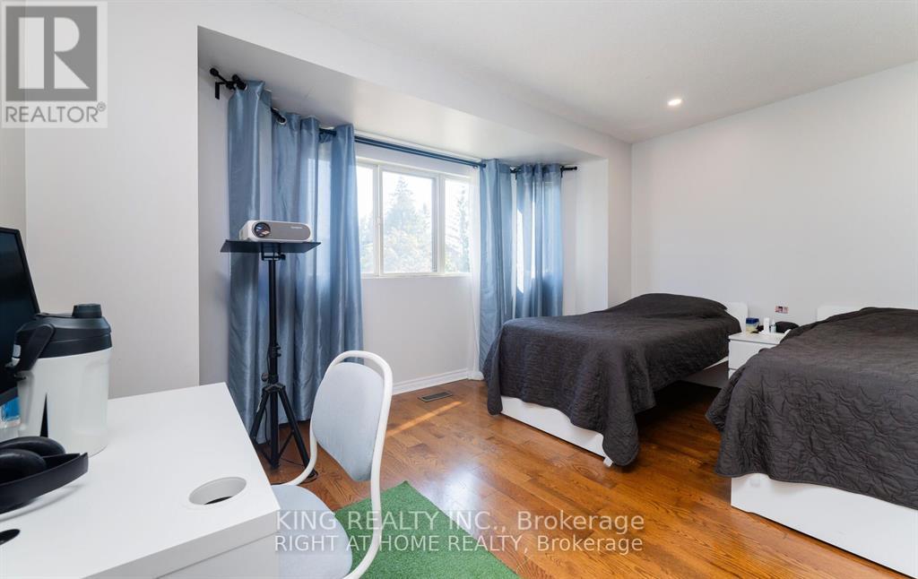 19 - 2472 Eglinton Avenue E, Toronto, Ontario  M1K 5J9 - Photo 18 - E12464567