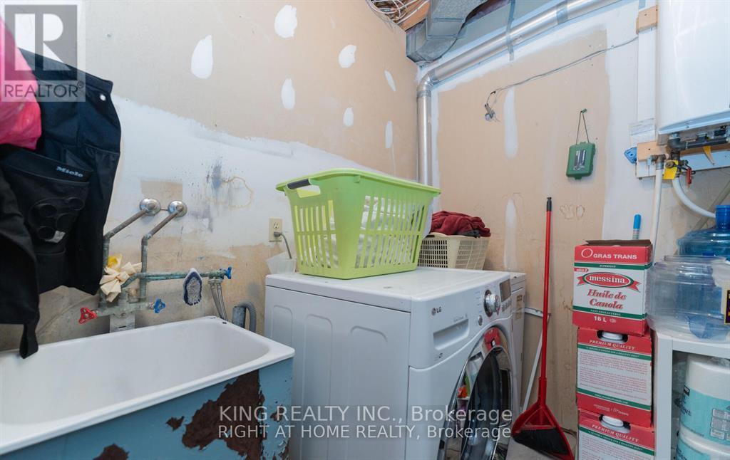 19 - 2472 Eglinton Avenue E, Toronto, Ontario  M1K 5J9 - Photo 27 - E12464567