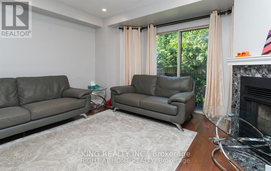 19 - 2472 Eglinton Avenue E, Toronto, Ontario  M1K 5J9 - Photo 7 - E12464567
