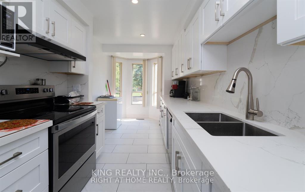 19 - 2472 Eglinton Avenue E, Toronto, Ontario  M1K 5J9 - Photo 9 - E12464567
