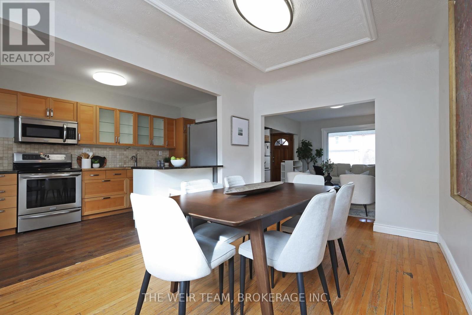 157 Mortimer Avenue, Toronto, Ontario  M4J 2C4 - Photo 13 - E12464579