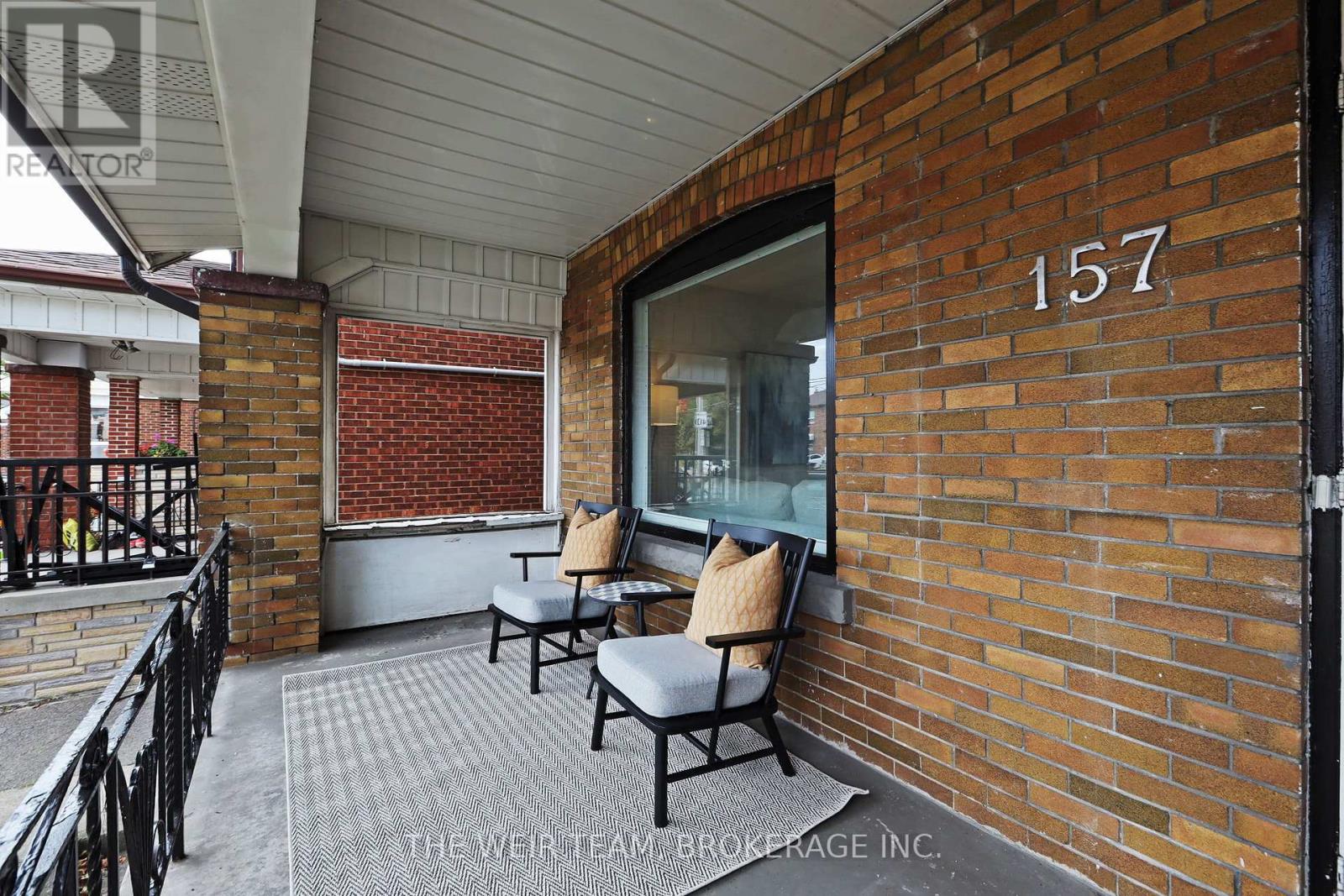 157 Mortimer Avenue, Toronto, Ontario  M4J 2C4 - Photo 2 - E12464579