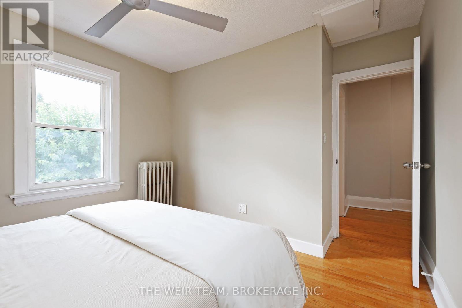 157 Mortimer Avenue, Toronto, Ontario  M4J 2C4 - Photo 25 - E12464579