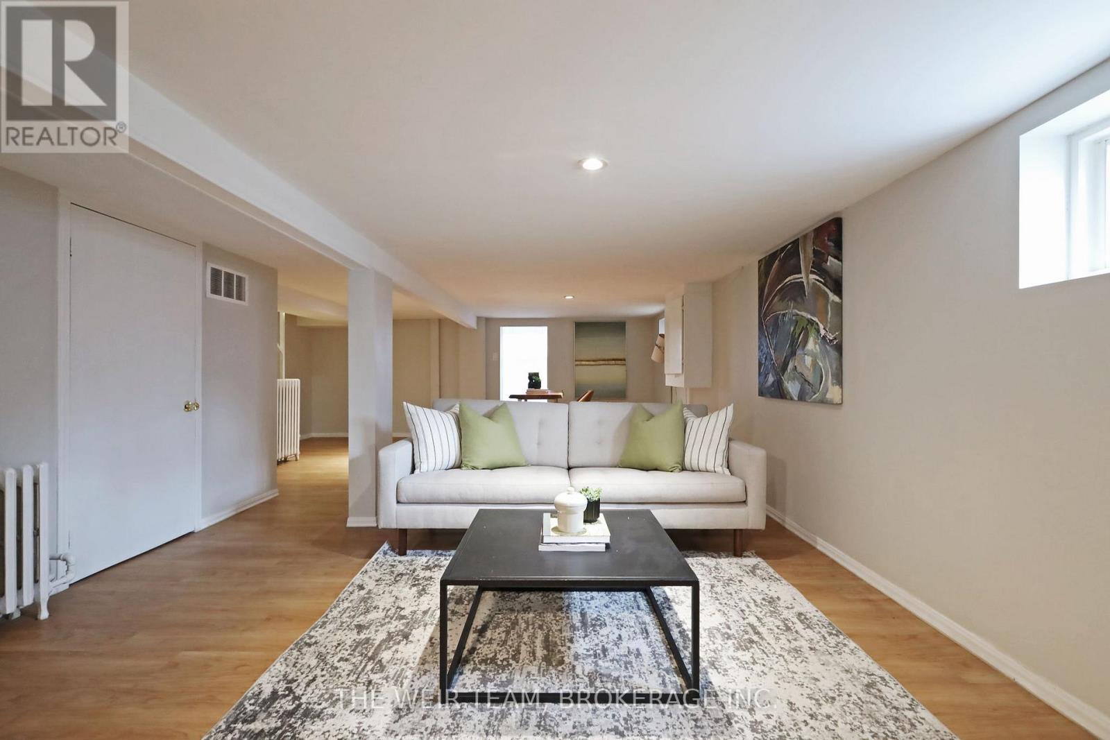 157 Mortimer Avenue, Toronto, Ontario  M4J 2C4 - Photo 32 - E12464579