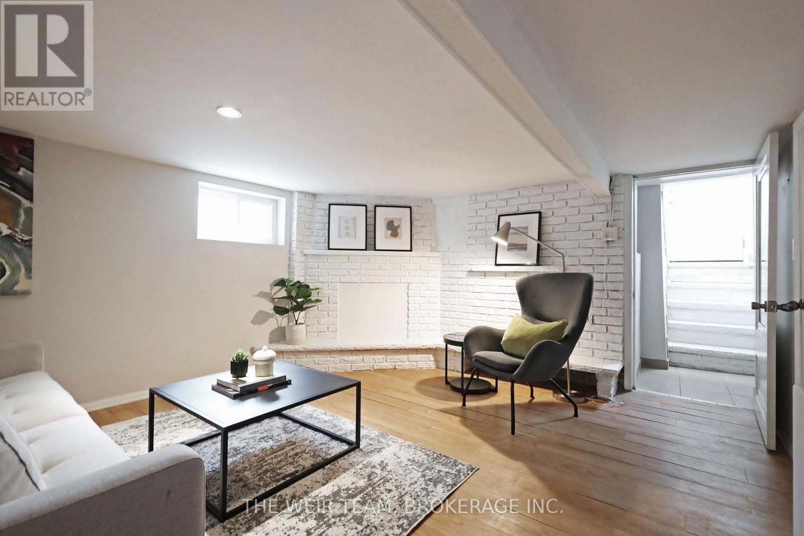 157 Mortimer Avenue, Toronto, Ontario  M4J 2C4 - Photo 35 - E12464579