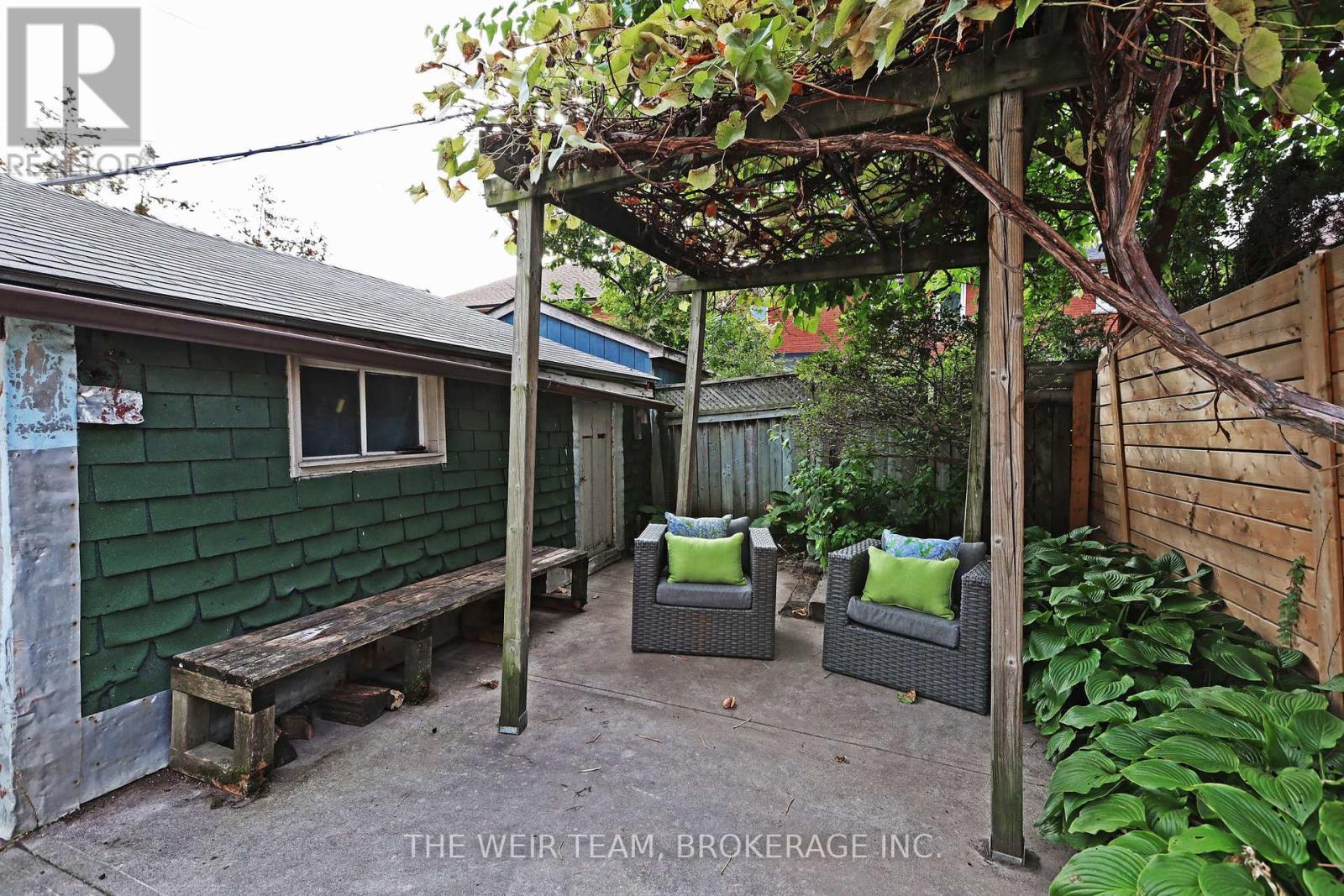 157 Mortimer Avenue, Toronto, Ontario  M4J 2C4 - Photo 42 - E12464579