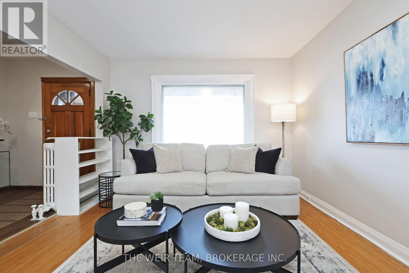 157 Mortimer Avenue, Toronto, Ontario  M4J 2C4 - Photo 5 - E12464579