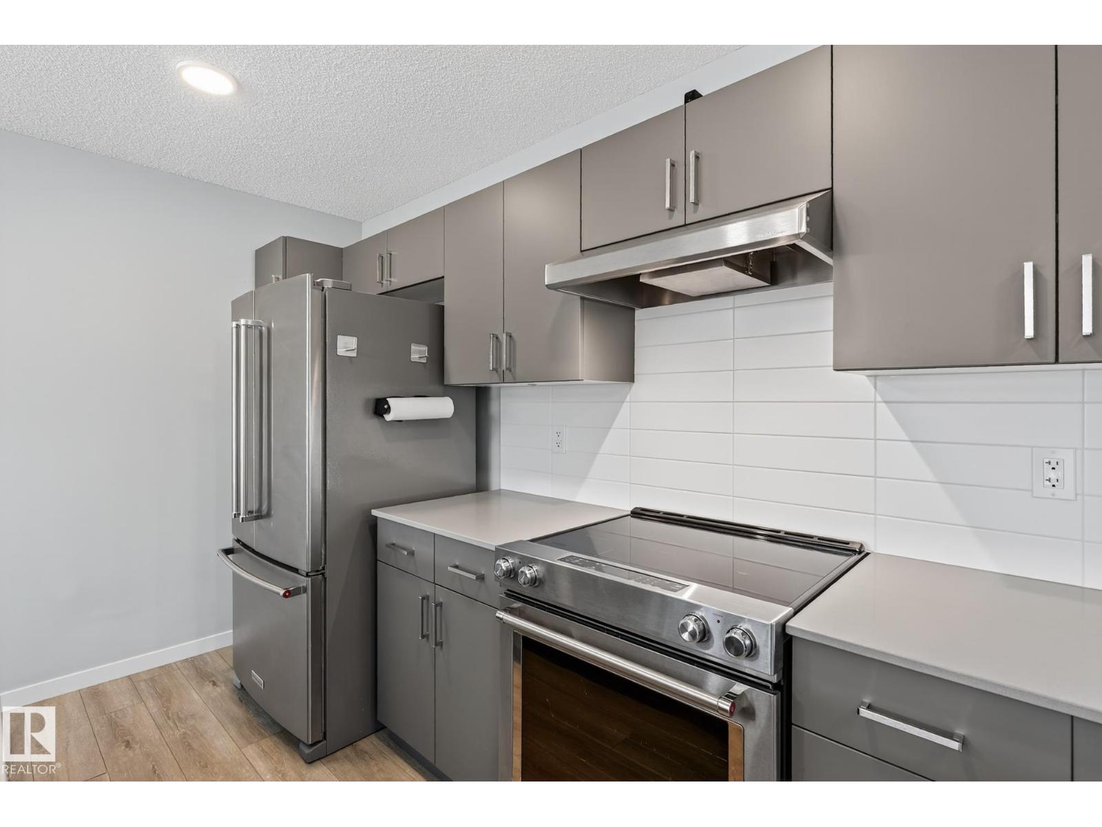 1089 Cy Becker Rd Nw, Edmonton, Alberta  T5Y 4B7 - Photo 11 - E4462247