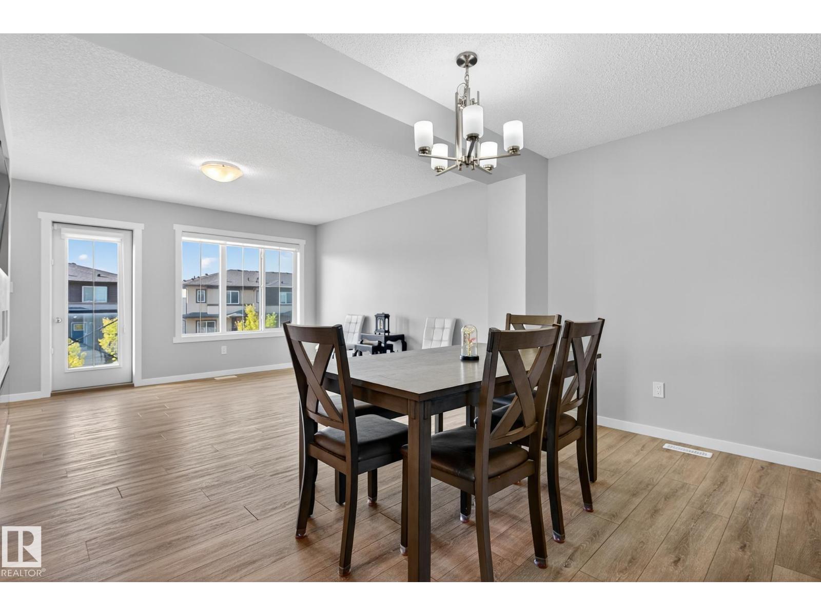 1089 Cy Becker Rd Nw, Edmonton, Alberta  T5Y 4B7 - Photo 3 - E4462247