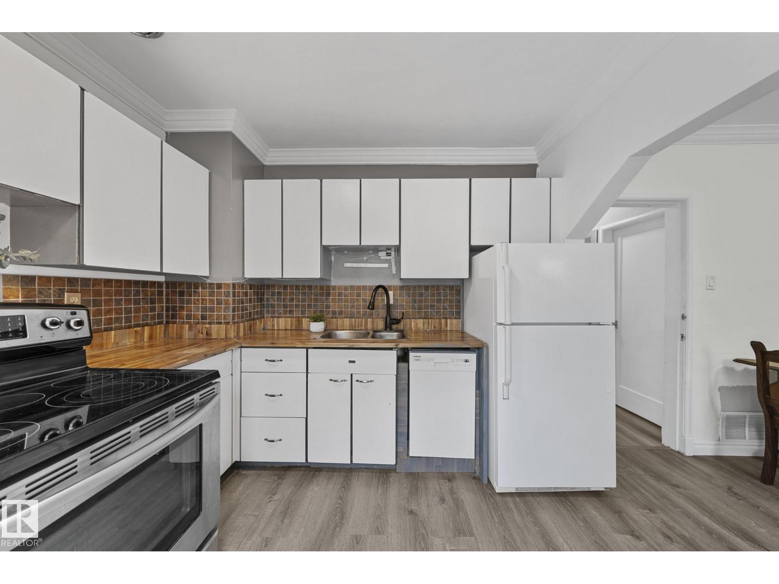 9809 83 Av Nw, Edmonton, Alberta  T6E 2B8 - Photo 18 - E4462248