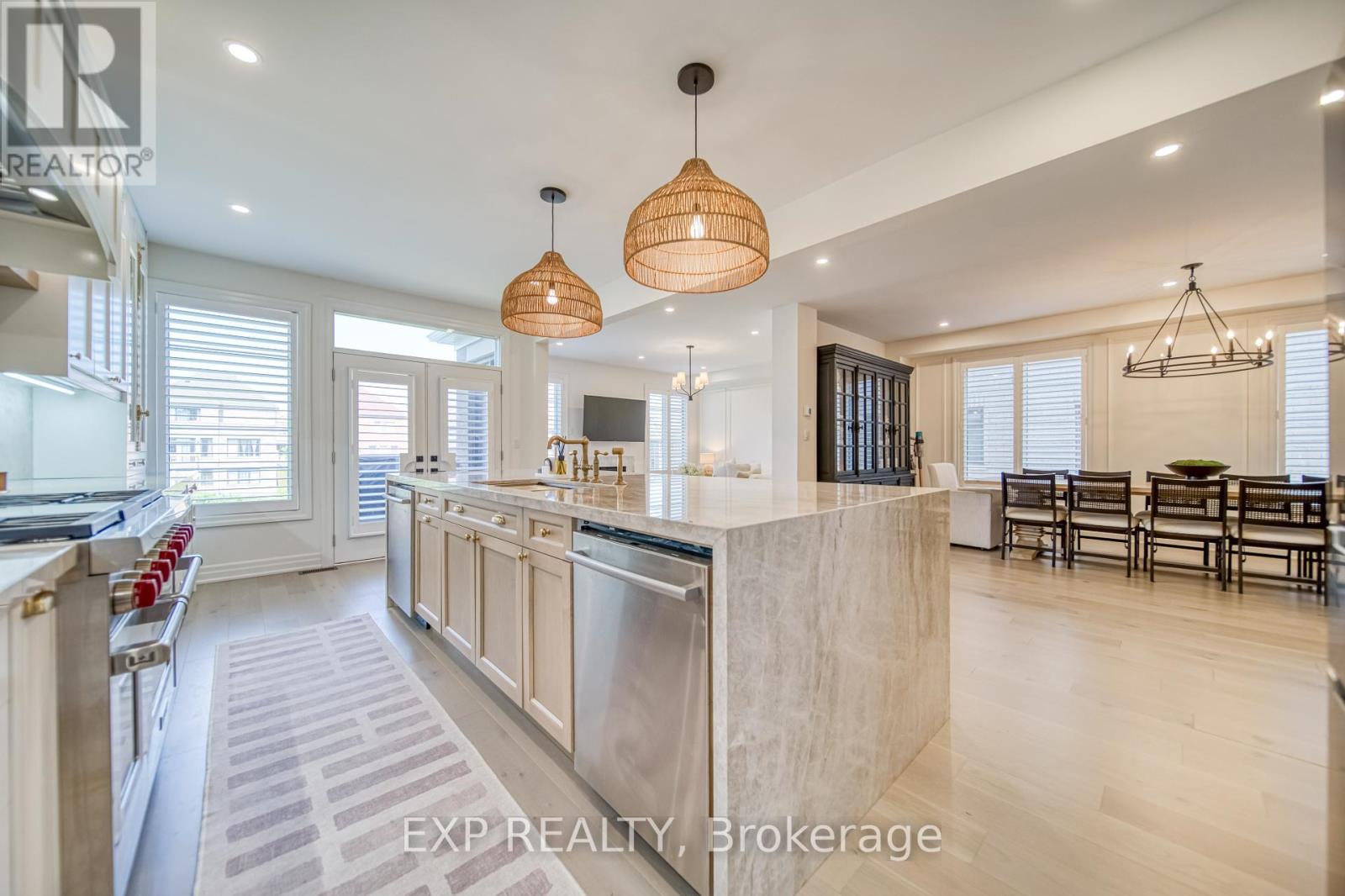 42 Meadow Vista Crescent, East Gwillimbury, Ontario  L9N 0T4 - Photo 12 - N12464533