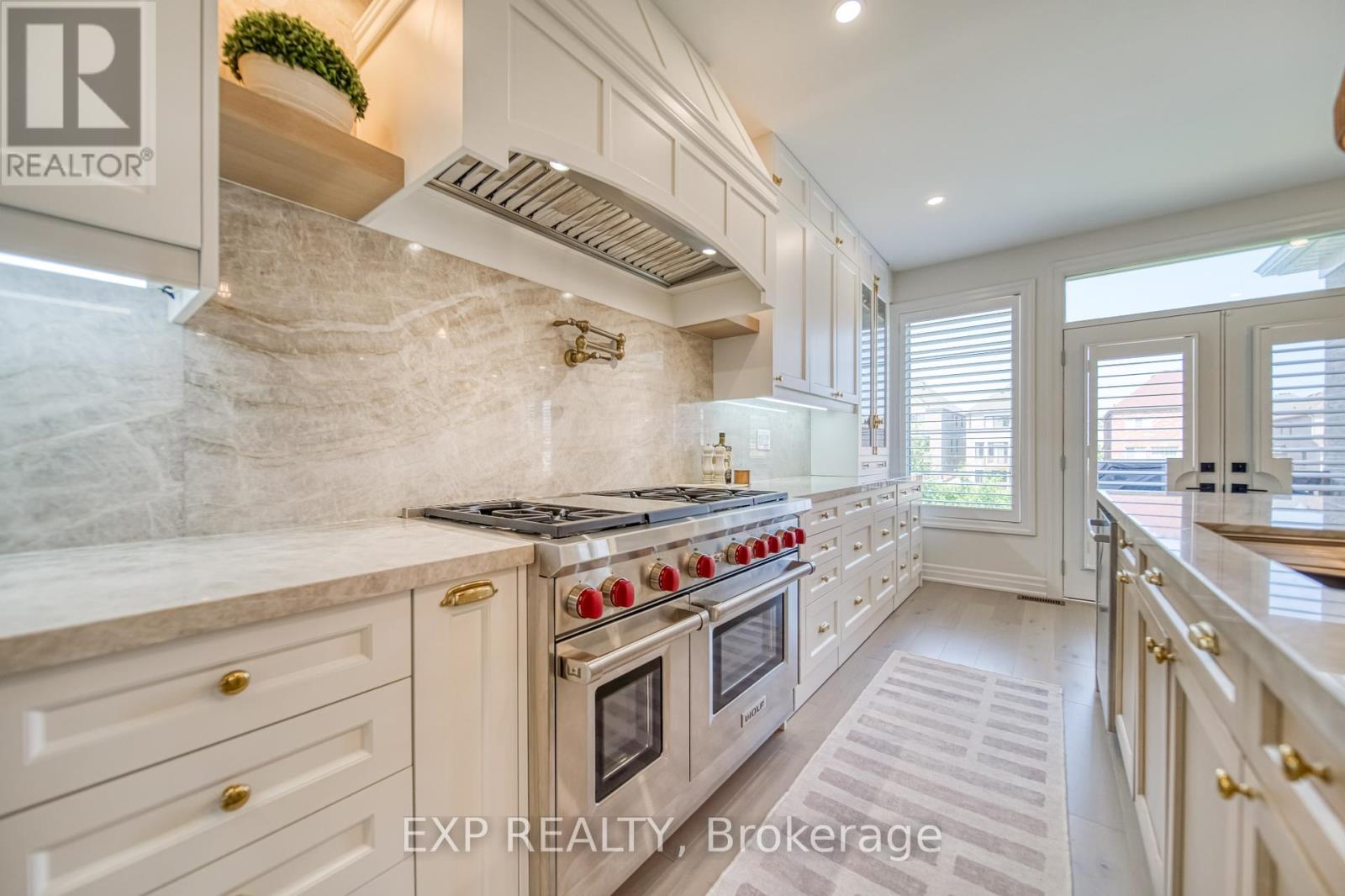 42 Meadow Vista Crescent, East Gwillimbury, Ontario  L9N 0T4 - Photo 13 - N12464533