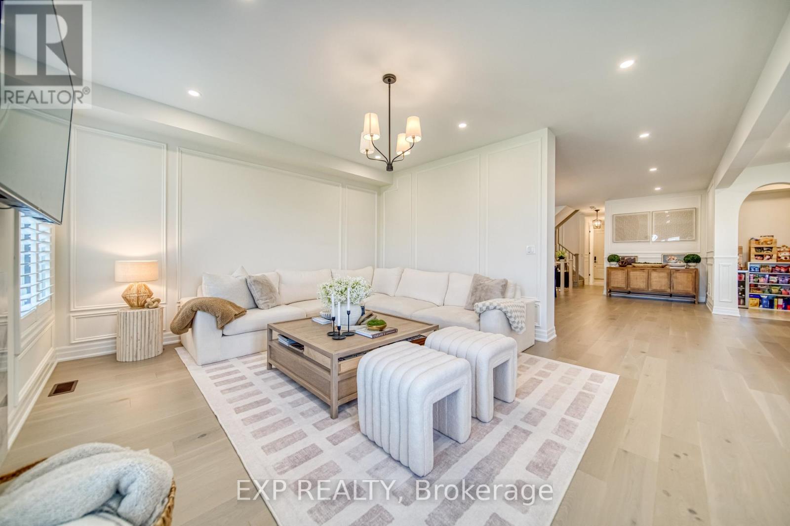 42 Meadow Vista Crescent, East Gwillimbury, Ontario  L9N 0T4 - Photo 19 - N12464533