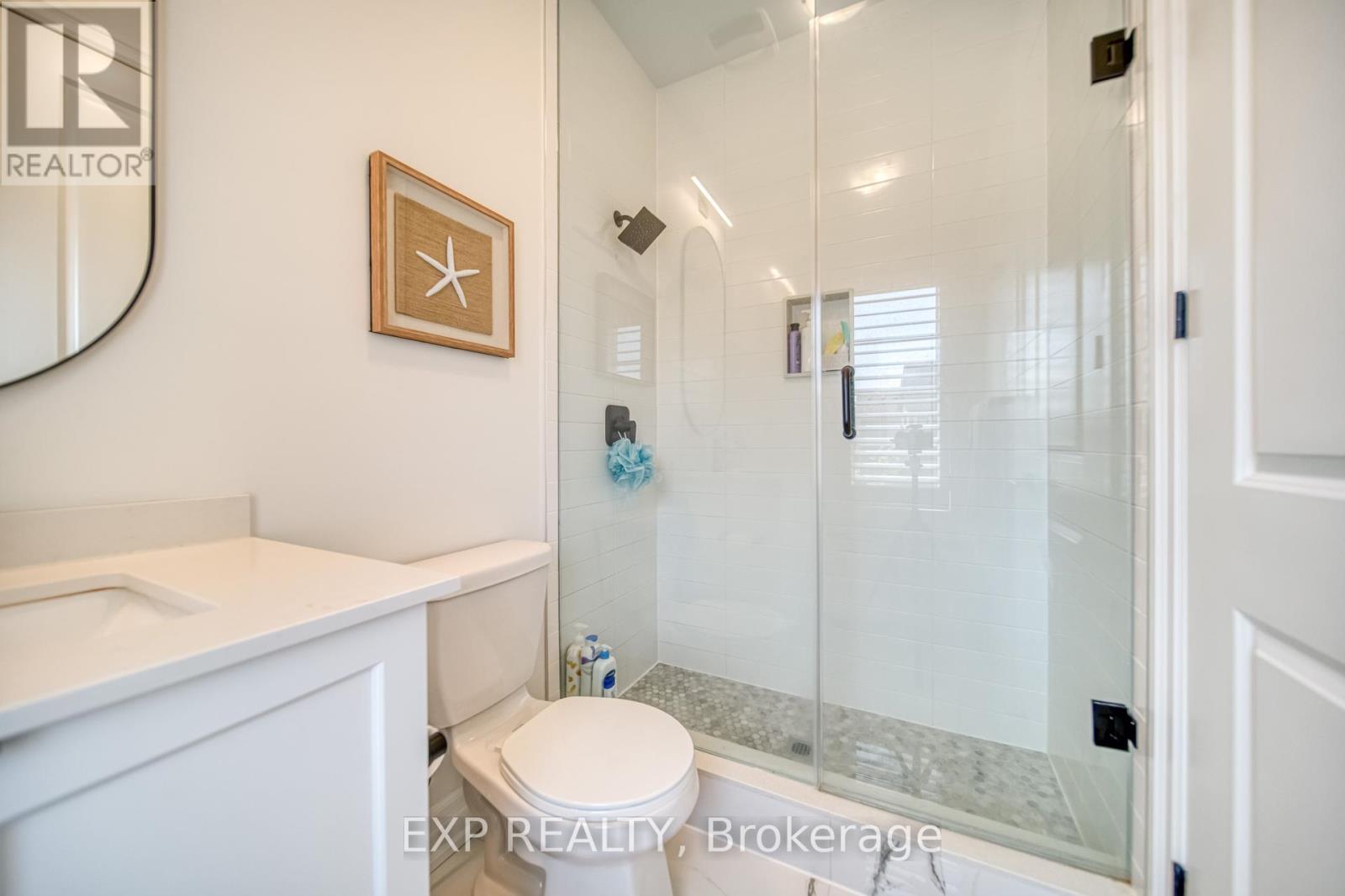 42 Meadow Vista Crescent, East Gwillimbury, Ontario  L9N 0T4 - Photo 30 - N12464533