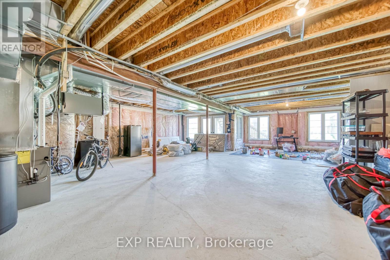 42 Meadow Vista Crescent, East Gwillimbury, Ontario  L9N 0T4 - Photo 35 - N12464533