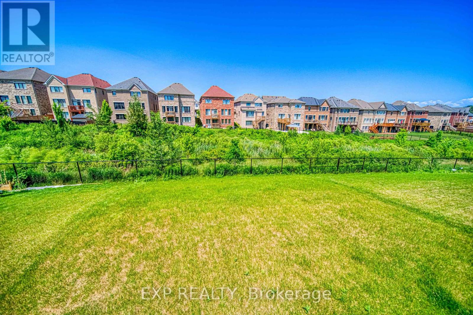 42 Meadow Vista Crescent, East Gwillimbury, Ontario  L9N 0T4 - Photo 39 - N12464533