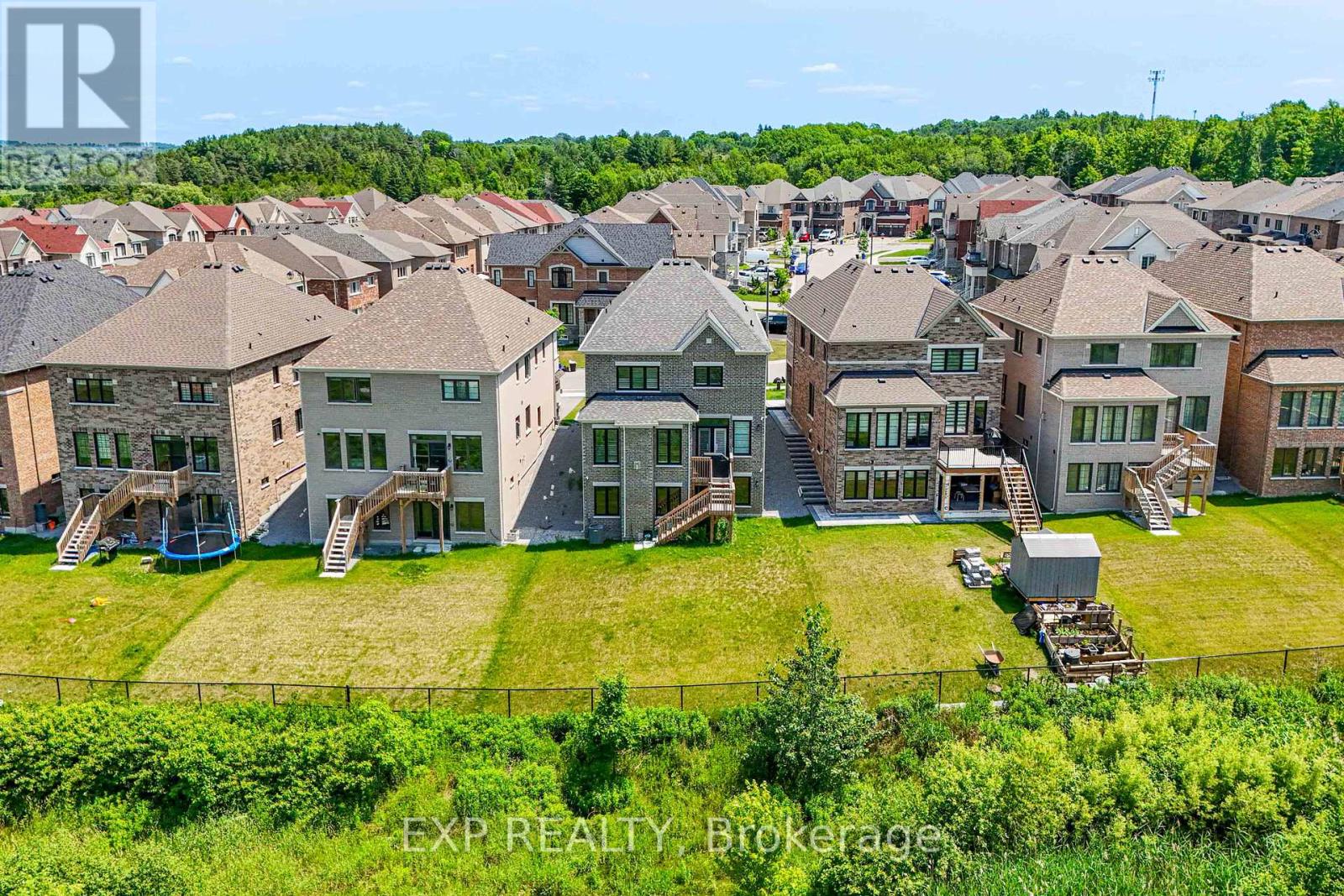 42 Meadow Vista Crescent, East Gwillimbury, Ontario  L9N 0T4 - Photo 41 - N12464533