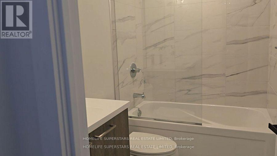 501 - 195 Commerce Street, Vaughan, Ontario  L4K 5Z7 - Photo 5 - N12464571