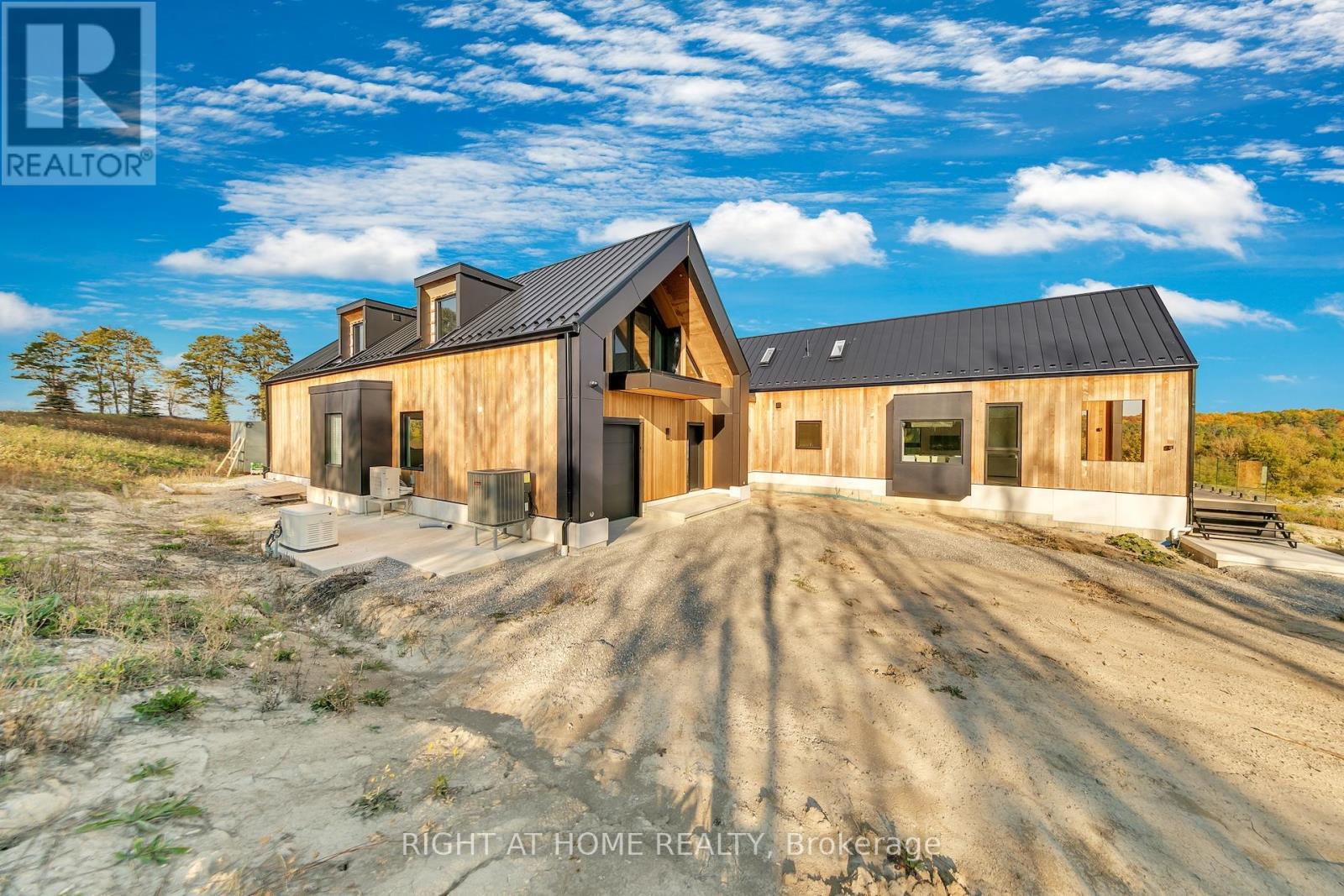 4829 10th Line, New Tecumseth, Ontario  L0G 1A0 - Photo 4 - N12464583