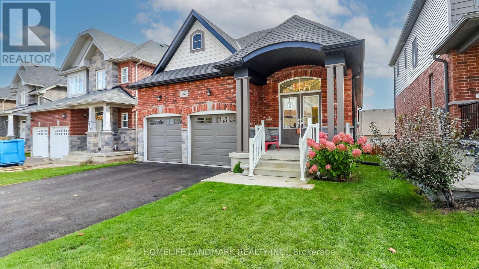 3045 Monarch Drive, Orillia, Ontario  L3V 8K3 - Photo 2 - S12464549