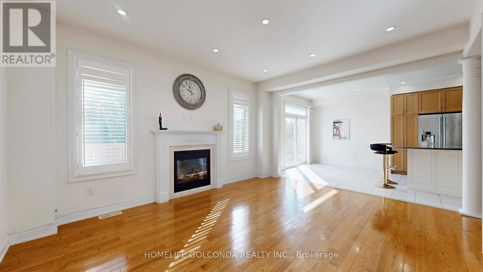 146 Sandringham Drive, Barrie, Ontario  L4M 0C9 - Photo 11 - S12464599