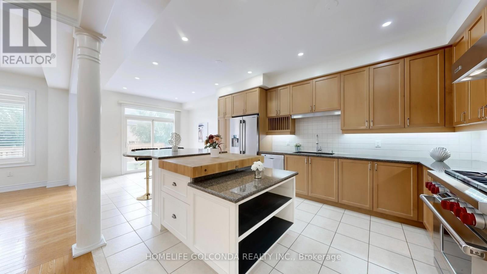 146 Sandringham Drive, Barrie, Ontario  L4M 0C9 - Photo 13 - S12464599