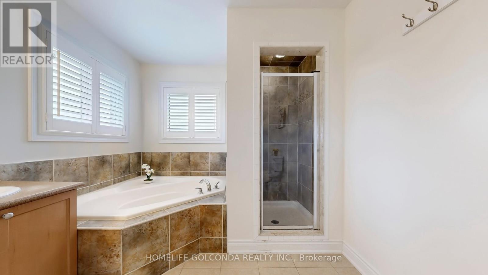 146 Sandringham Drive, Barrie, Ontario  L4M 0C9 - Photo 27 - S12464599