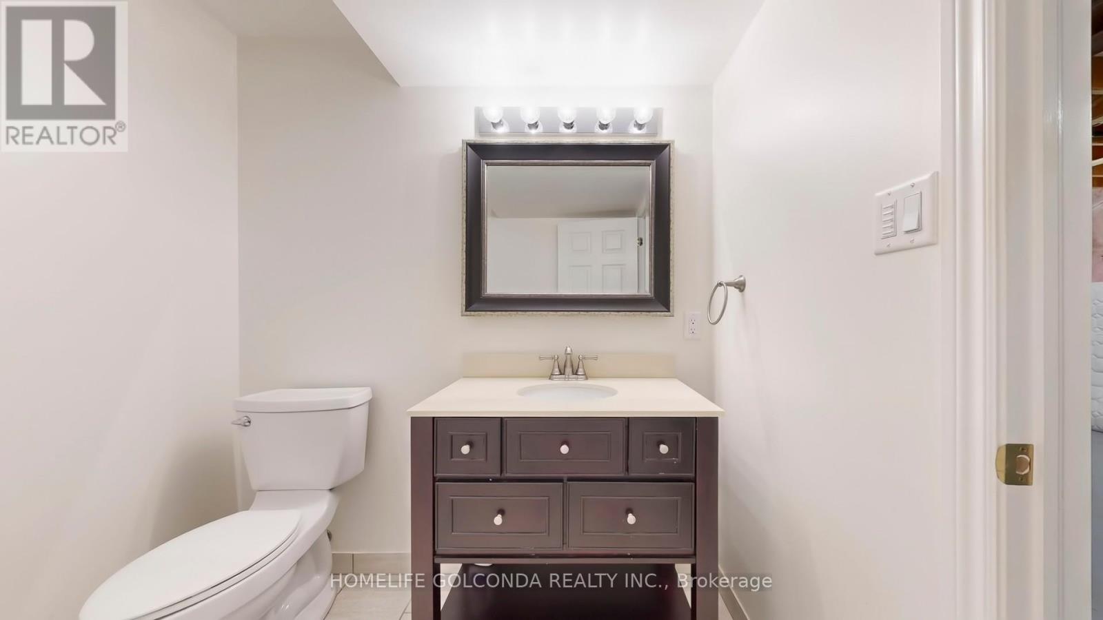 146 Sandringham Drive, Barrie, Ontario  L4M 0C9 - Photo 45 - S12464599
