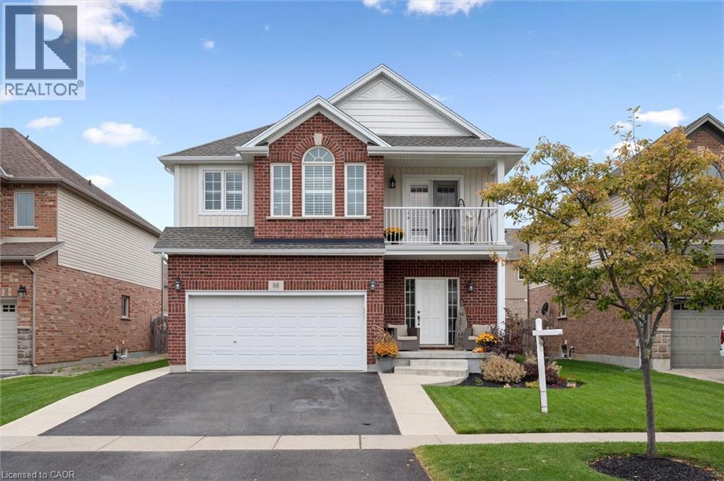 88 HUNSBERGER Drive, baden, Ontario