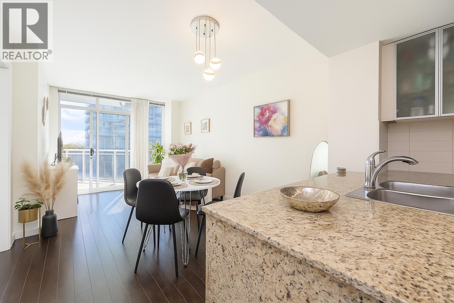 709 4078 KNIGHT STREET, Vancouver, British Columbia