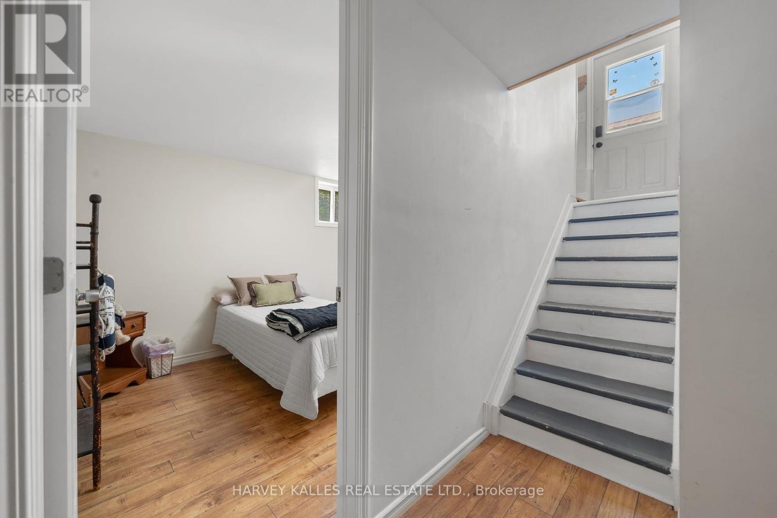 17 Kleinsteuber Park Road, Prince Edward County (Hallowell Ward), Ontario  K0K 2T0 - Photo 17 - X12464617