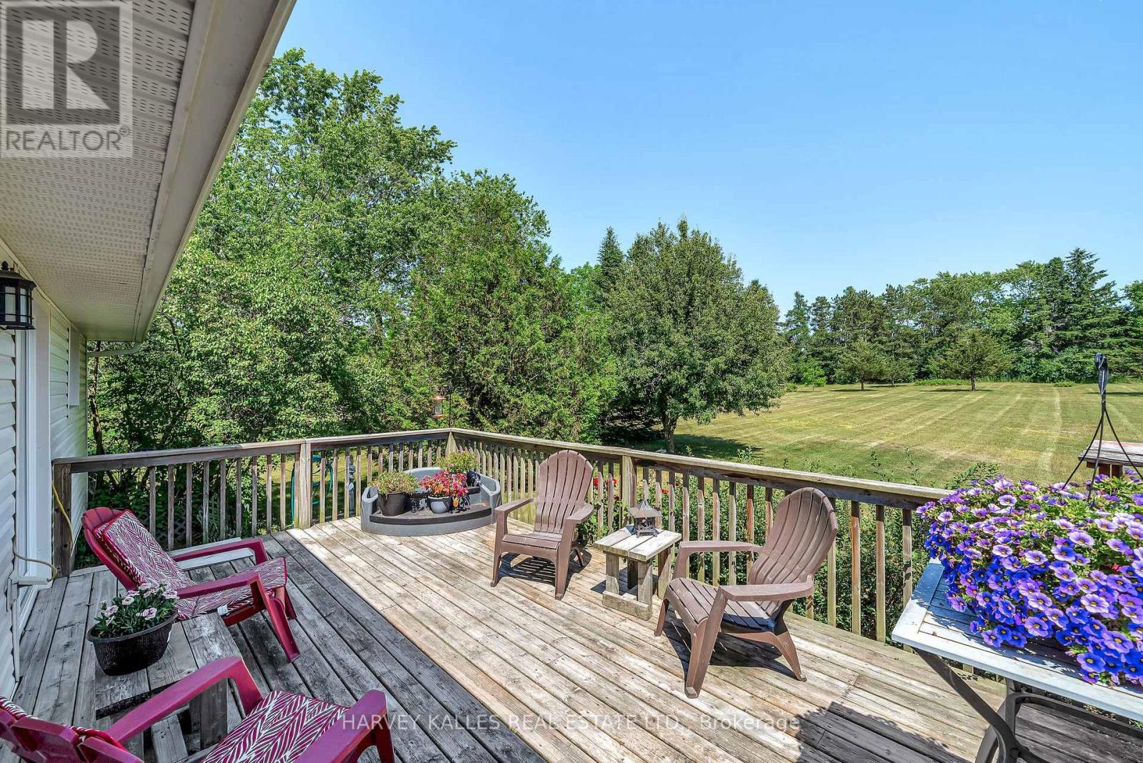 17 Kleinsteuber Park Road, Prince Edward County (Hallowell Ward), Ontario  K0K 2T0 - Photo 28 - X12464617