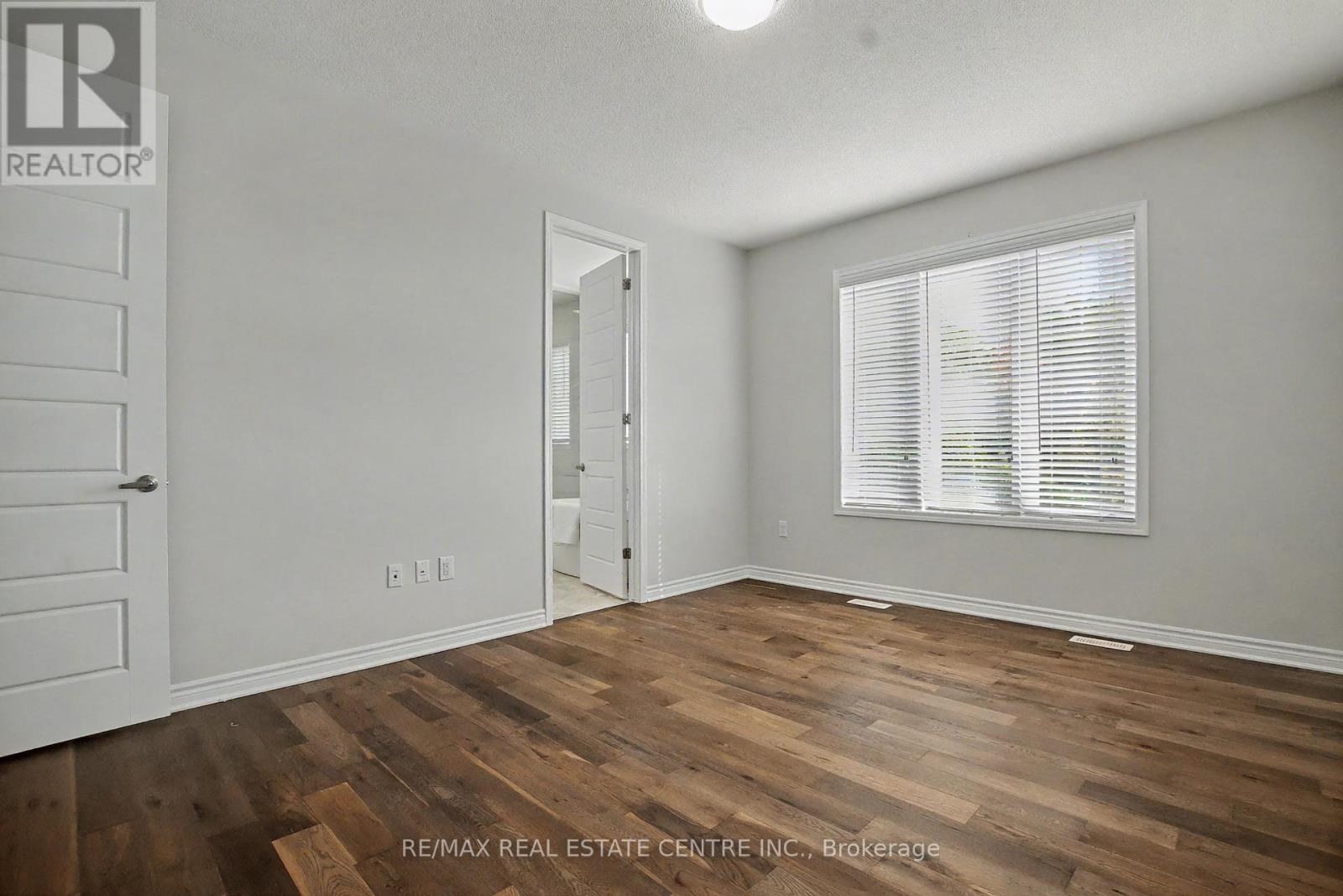 573 Juneberry Court, Milton, Ontario  L9E 1M8 - Photo 30 - W12464519