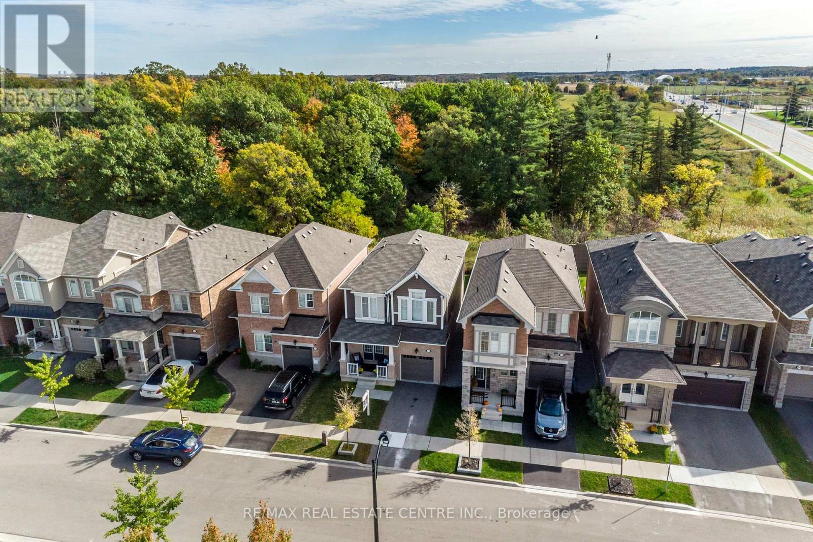573 Juneberry Court, Milton, Ontario  L9E 1M8 - Photo 42 - W12464519