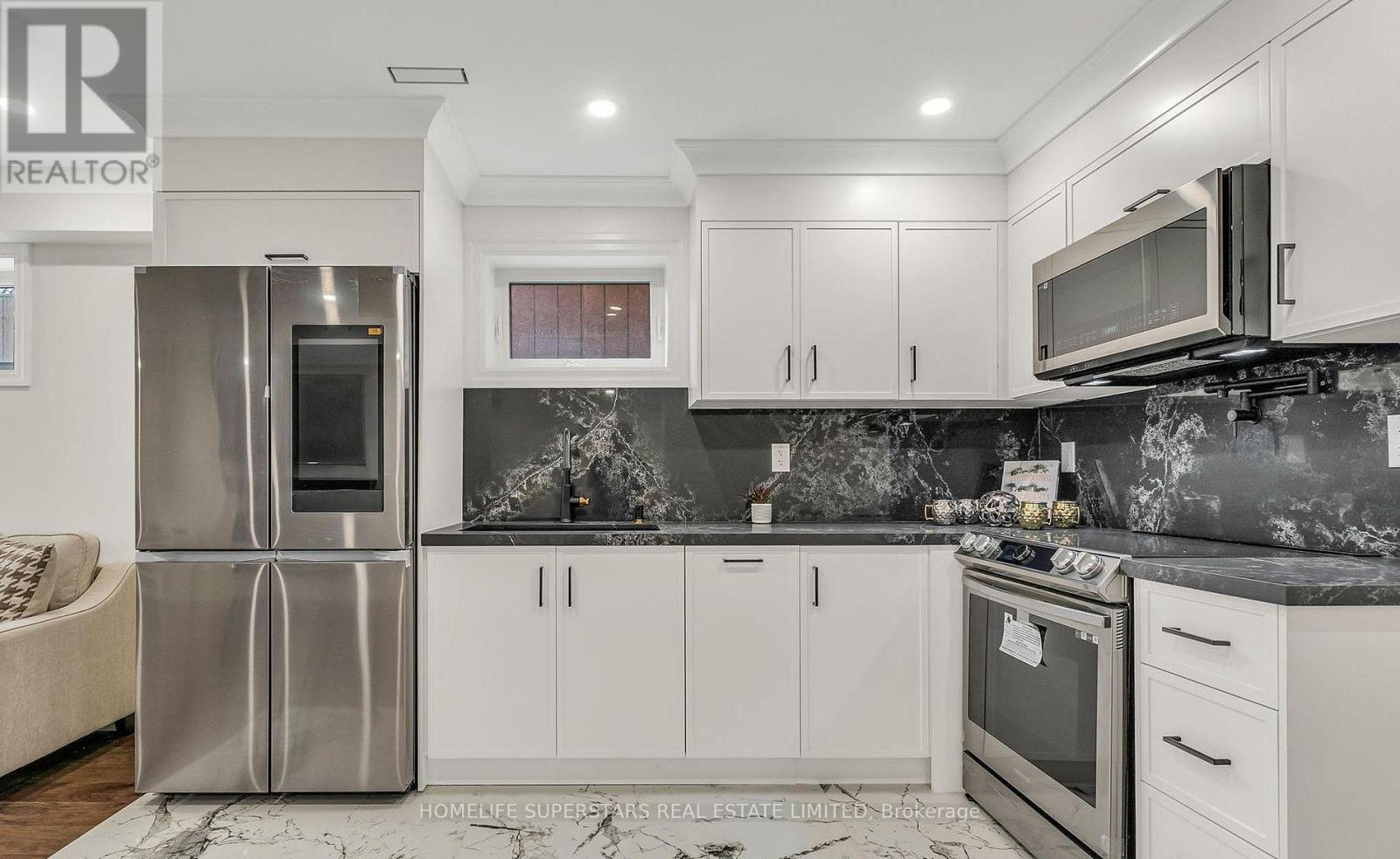 Lower - 603 Royal York Road, Toronto, Ontario  M8Y 2S8 - Photo 9 - W12464521