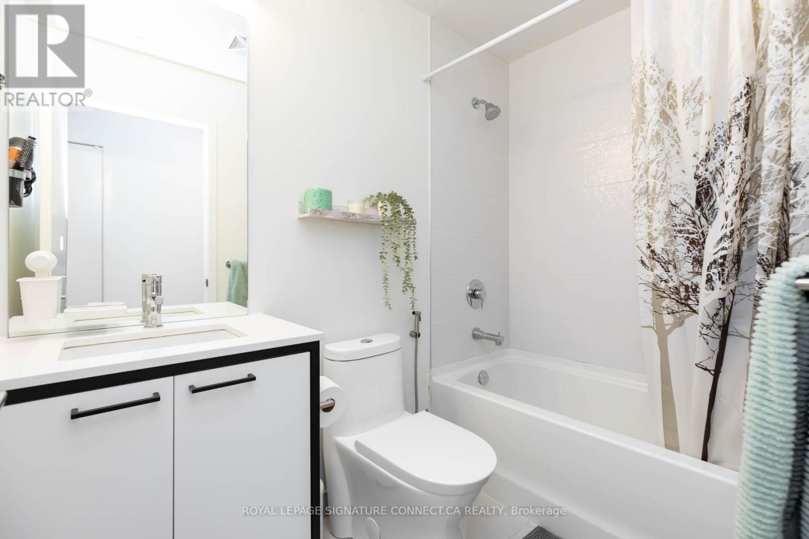 219 - 1808 St Clair Avenue W, Toronto, Ontario  M6N 1J5 - Photo 24 - W12464531