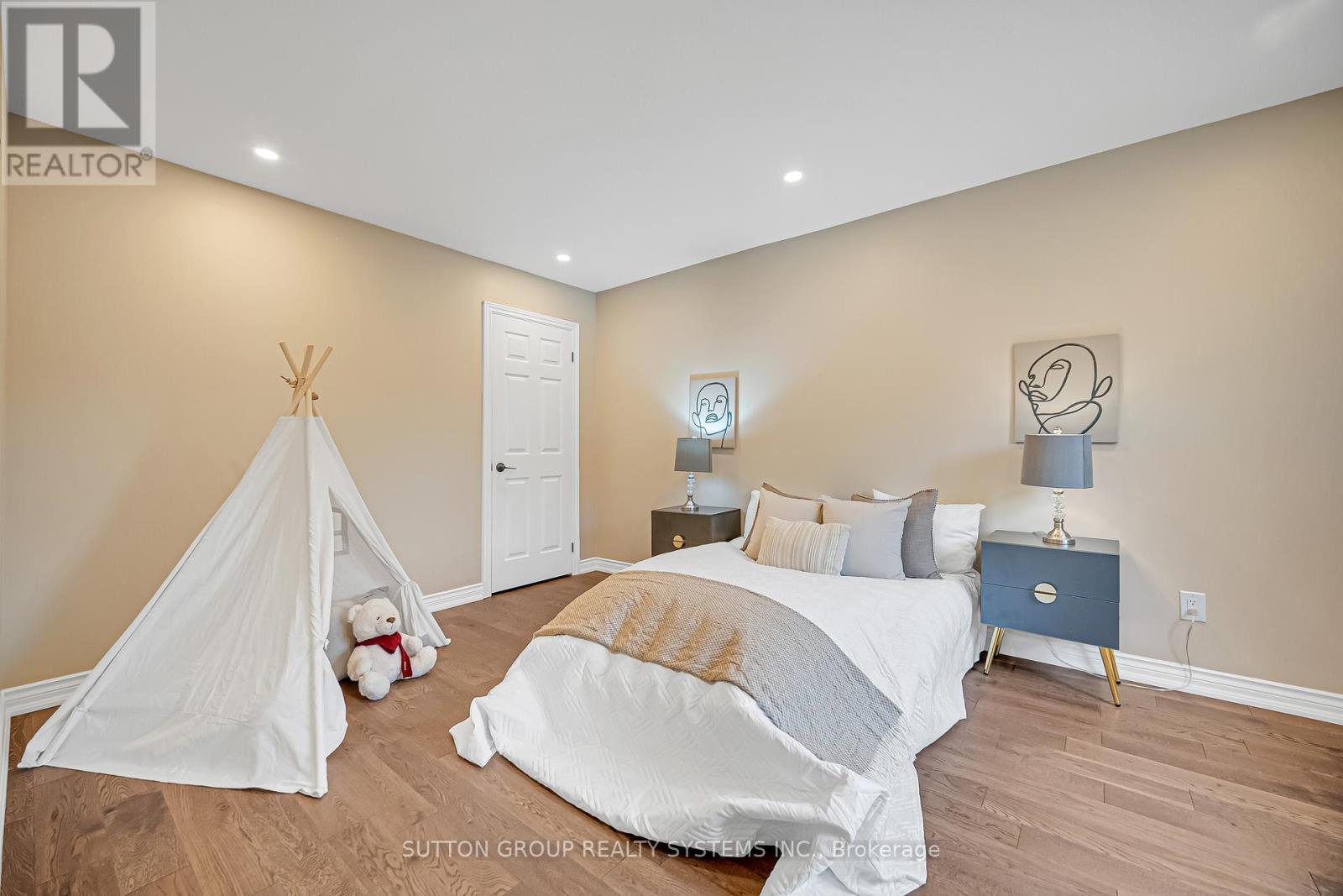 1280 Springwood Crescent, Oakville, Ontario  L6M 1V3 - Photo 26 - W12464535