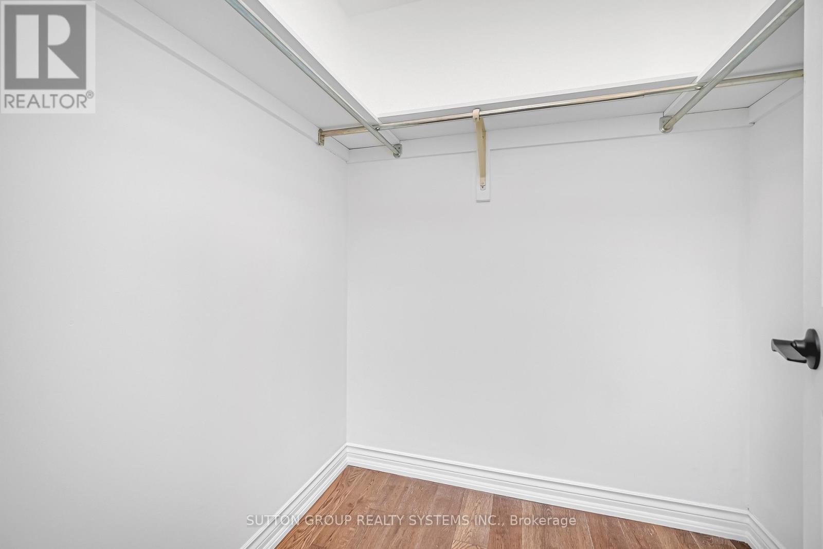 1280 Springwood Crescent, Oakville, Ontario  L6M 1V3 - Photo 33 - W12464535