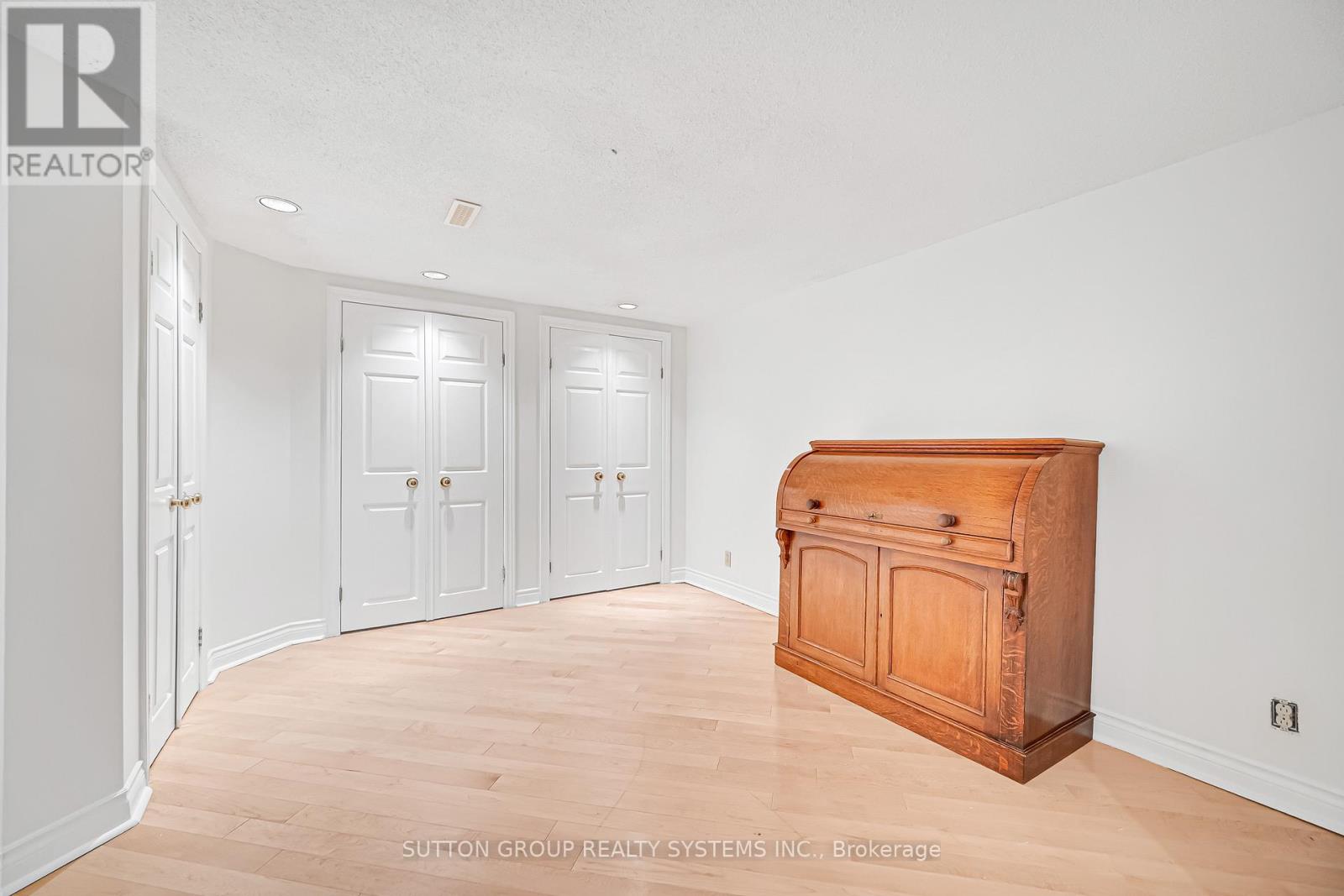 1280 Springwood Crescent, Oakville, Ontario  L6M 1V3 - Photo 38 - W12464535