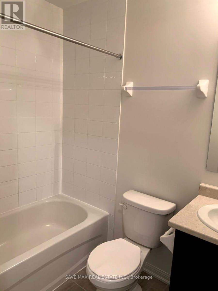 98 - 250 Sunny Meadow Boulevard, Brampton, Ontario  L6R 3Y7 - Photo 10 - W12464545