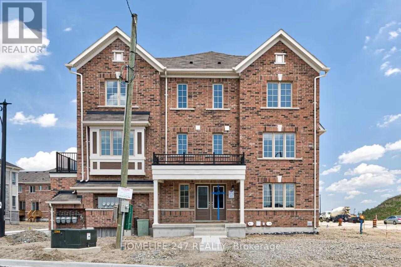 440 REMEMBRANCE ROAD, Brampton, Ontario