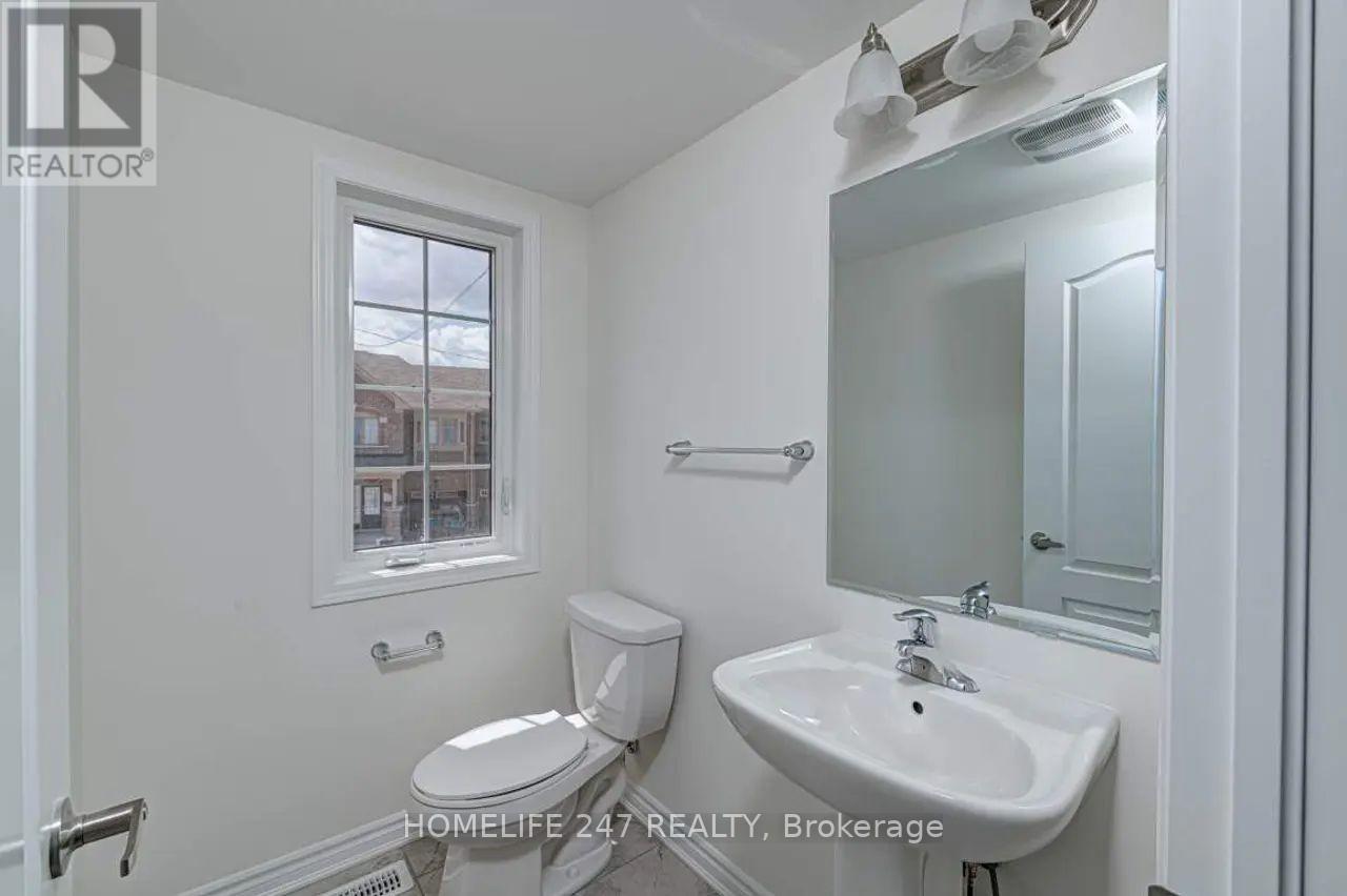440 Remembrance Road, Brampton, Ontario  L7A 0H1 - Photo 8 - W12464563