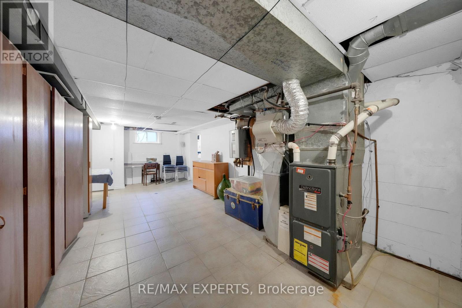 26 Grovedale Avenue, Toronto, Ontario  M6L 1Y6 - Photo 46 - W12464572