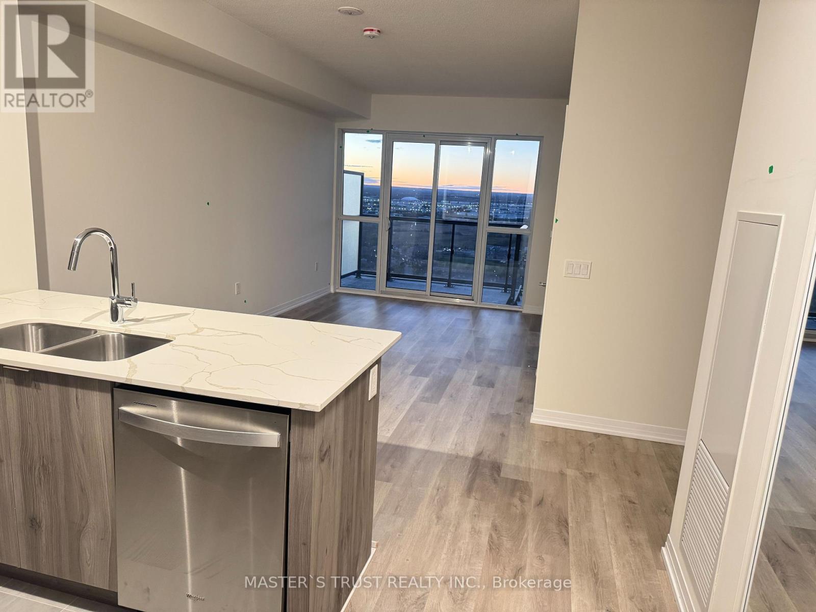 15 WATERGARDEN DRIVE, Mississauga, Ontario