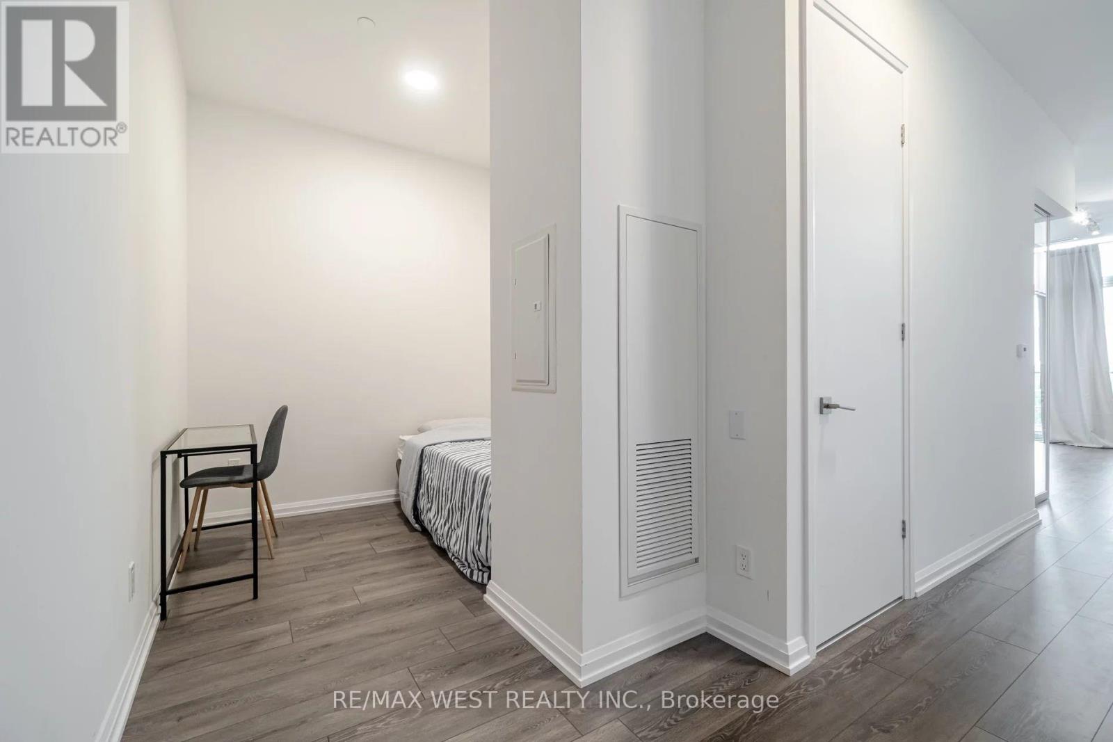 817 - 4208 Dundas Street W, Toronto, Ontario  M8X 1Y6 - Photo 16 - W12464582