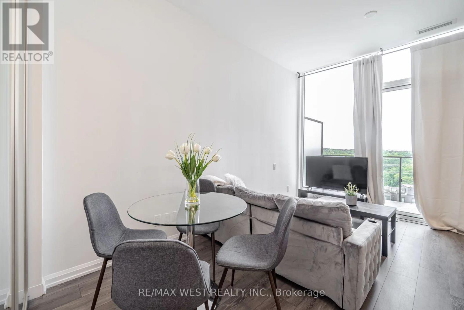 817 - 4208 Dundas Street W, Toronto, Ontario  M8X 1Y6 - Photo 7 - W12464582