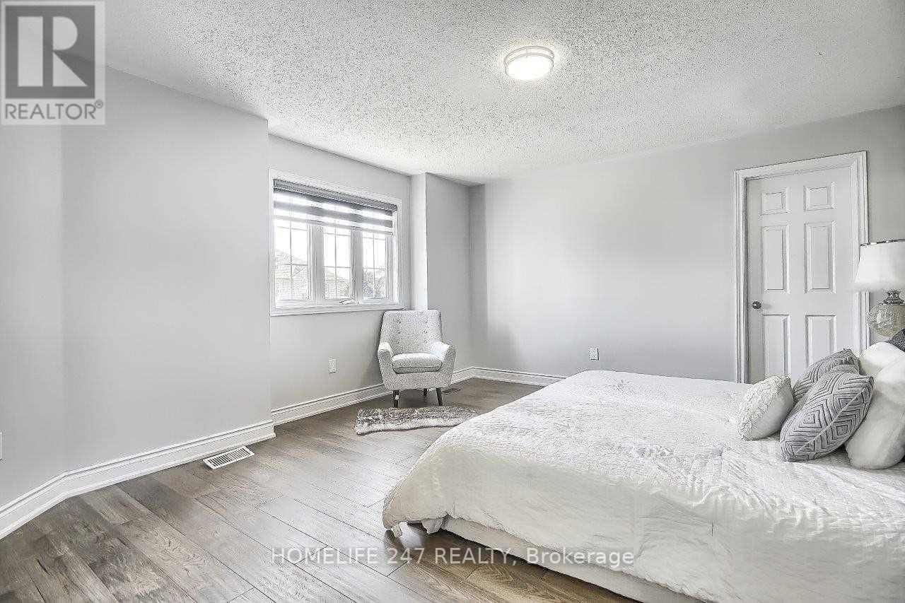 32 Poplar Plains Road, Brampton, Ontario  L7A 1Z5 - Photo 15 - W12464585