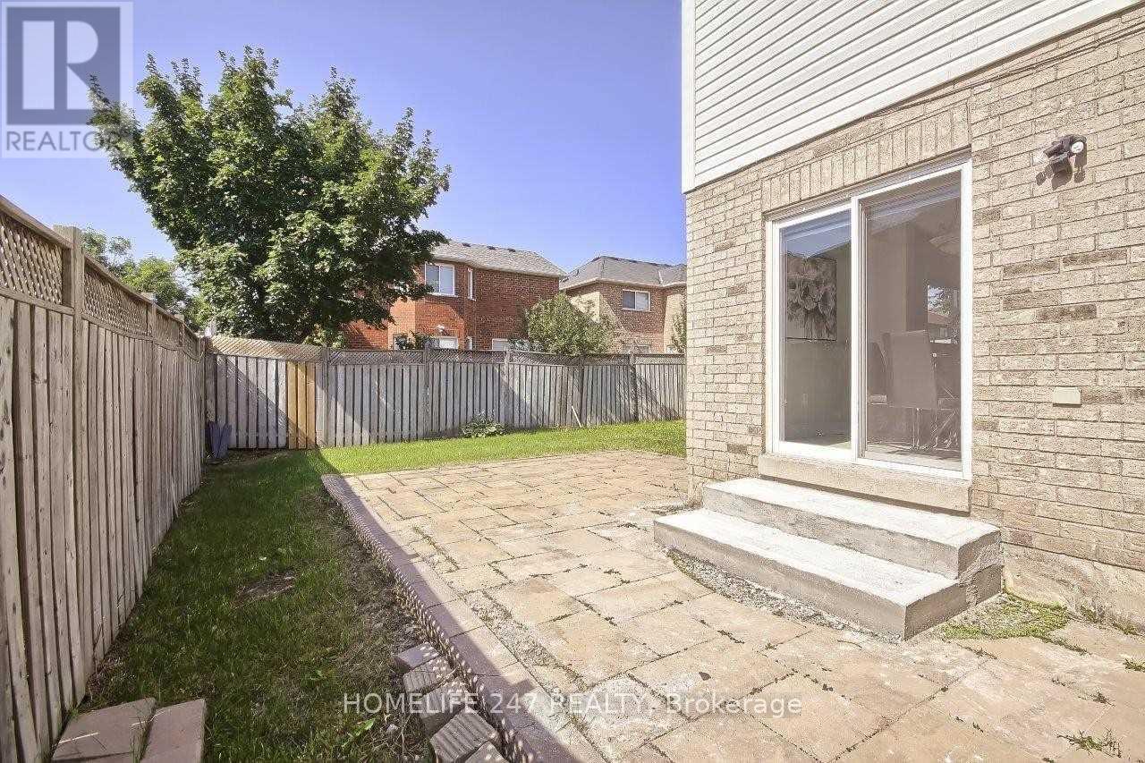 32 Poplar Plains Road, Brampton, Ontario  L7A 1Z5 - Photo 25 - W12464585